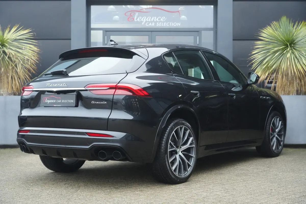 2.0 MHEV Modena | 330PK | HUD | Sonus Faber | 21" | Leder | Maserati Grecale Modena 330 PK Mild Hybrid met 2.0 viercilinder, Head-Up Display, Sonus Faber premium audio, navigatie, 360° came