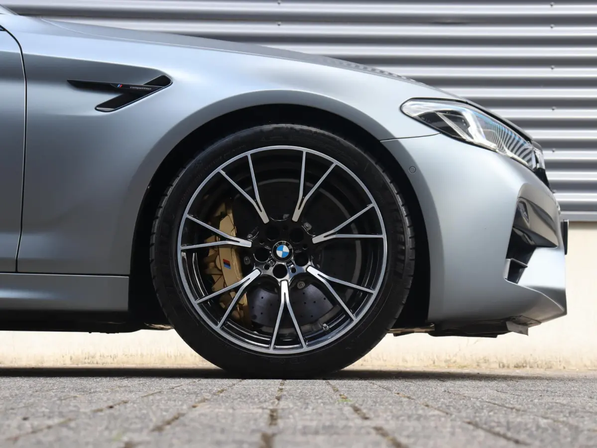 M5 Competition | High Executive | M Driver's Package | Bowers & Wilkins | Stoelventilatie | Driving Assistant Prof. | Head-Up | Soft Close | 20'' LMV