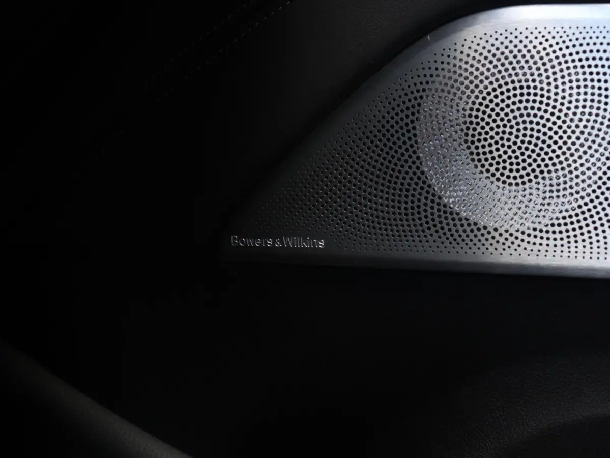 M5 Competition | High Executive | M Driver's Package | Bowers & Wilkins | Stoelventilatie | Driving Assistant Prof. | Head-Up | Soft Close | 20'' LMV