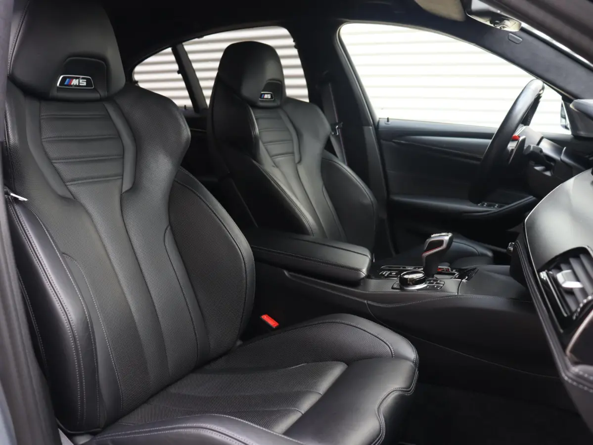 M5 Competition | High Executive | M Driver's Package | Bowers & Wilkins | Stoelventilatie | Driving Assistant Prof. | Head-Up | Soft Close | 20'' LMV