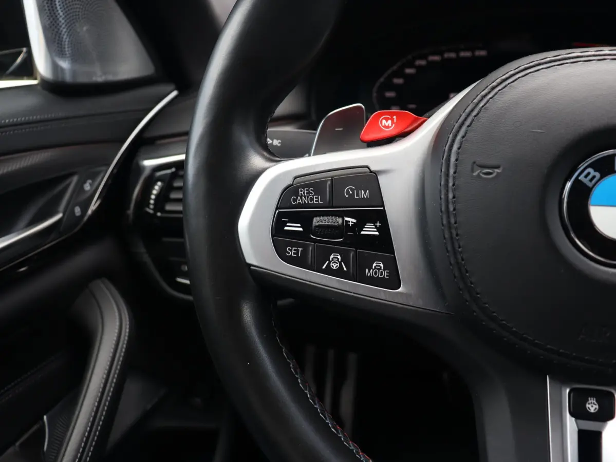 M5 Competition | High Executive | M Driver's Package | Bowers & Wilkins | Stoelventilatie | Driving Assistant Prof. | Head-Up | Soft Close | 20'' LMV