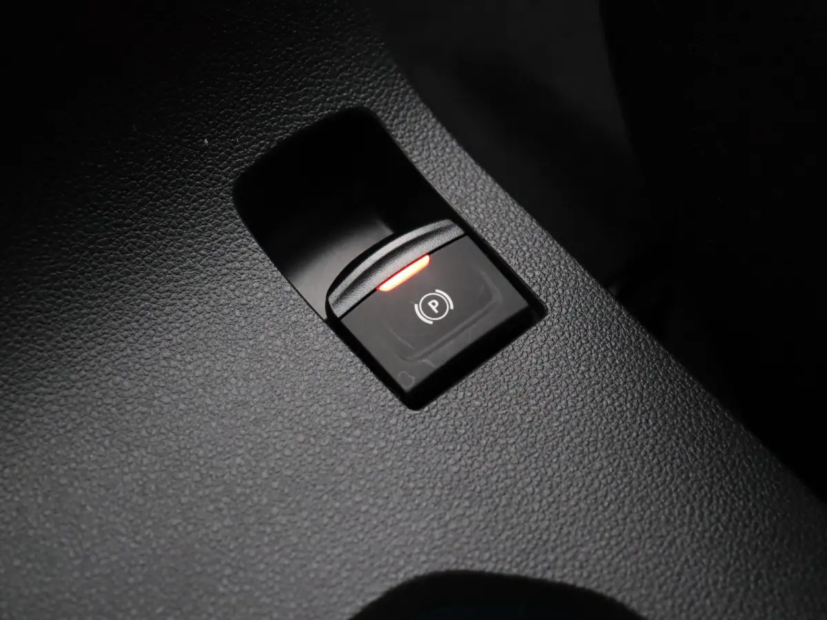 TCe 110pk limited edition | Climate control | Elek. handrem | Achteruitrijcamera | Cruise control |