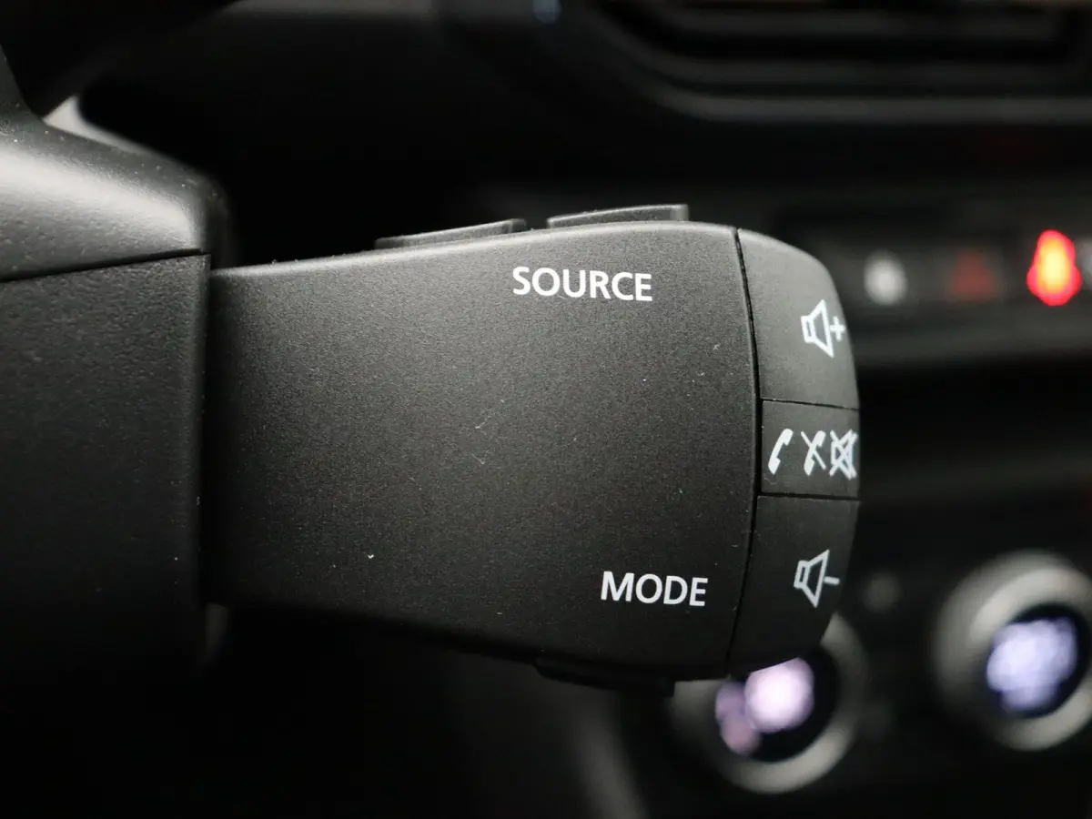 TCe 110pk limited edition | Climate control | Elek. handrem | Achteruitrijcamera | Cruise control |