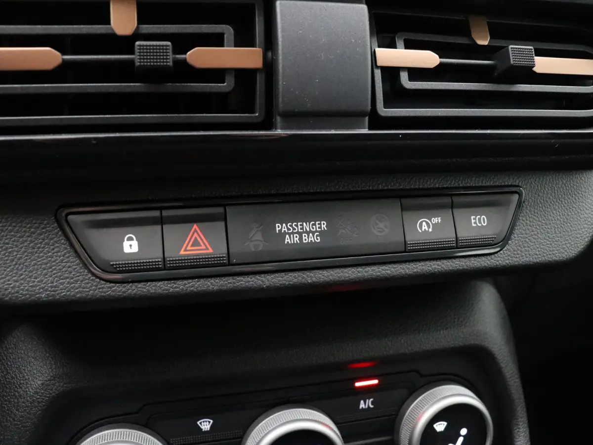 TCe 110pk limited edition | Climate control | Elek. handrem | Achteruitrijcamera | Cruise control |