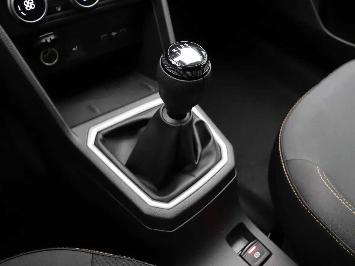TCe 110pk limited edition | Climate control | Elek. handrem | Achteruitrijcamera | Cruise control |