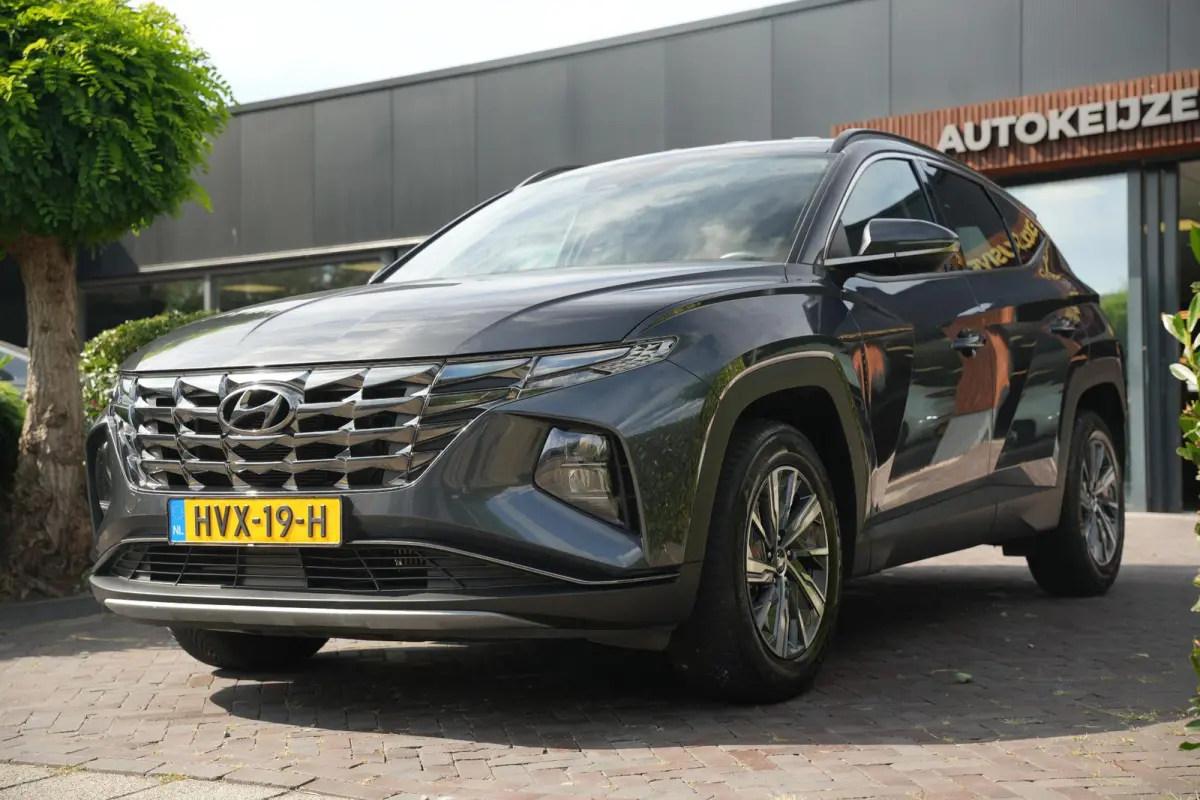 1.6 T-GDI HEV i-Motion Rijstrooksensor Hill hold Dakrails DAB Apple carplay