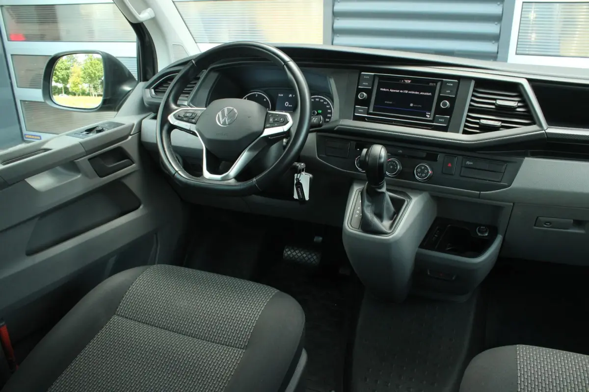 2.0 TDI 150pk DSG L2H1 30 DC Comfortline | 5-zits | Adaptive Cruise Control | Apple Carplay
