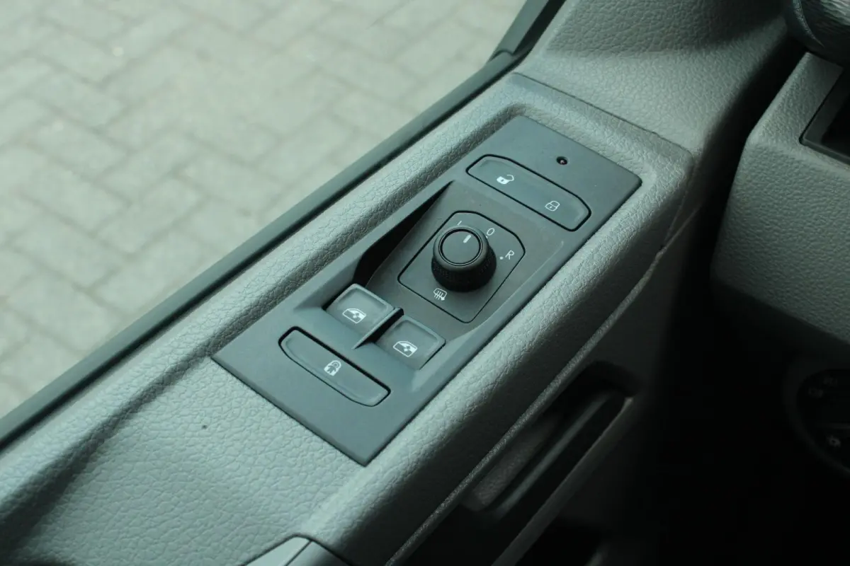 2.0 TDI 150pk DSG L2H1 30 DC Comfortline | 5-zits | Adaptive Cruise Control | Apple Carplay