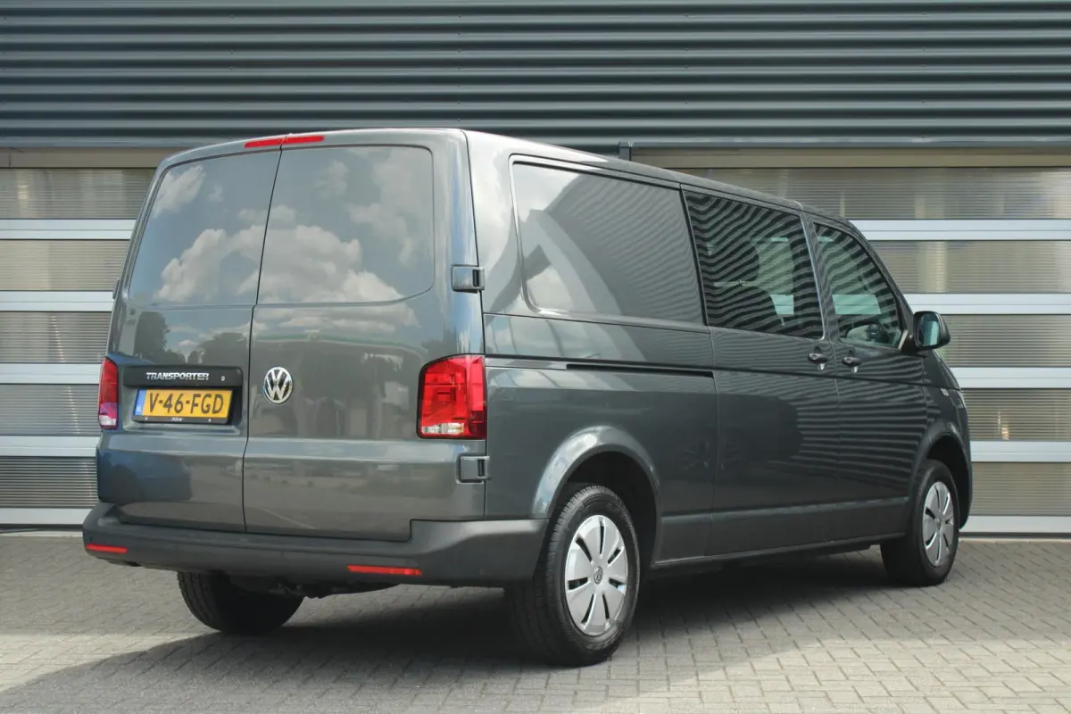 2.0 TDI 150pk DSG L2H1 30 DC Comfortline | 5-zits | Adaptive Cruise Control | Apple Carplay