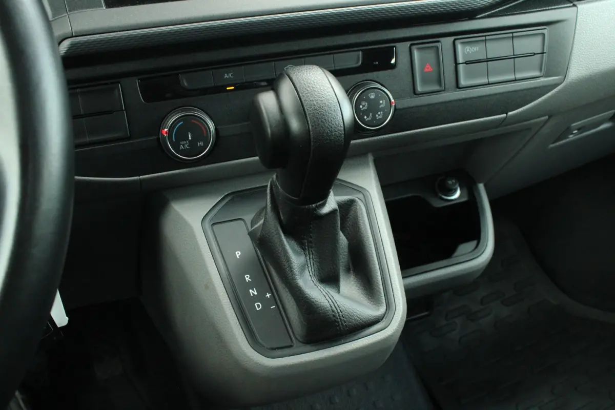 2.0 TDI 150pk DSG L2H1 30 DC Comfortline | 5-zits | Adaptive Cruise Control | Apple Carplay