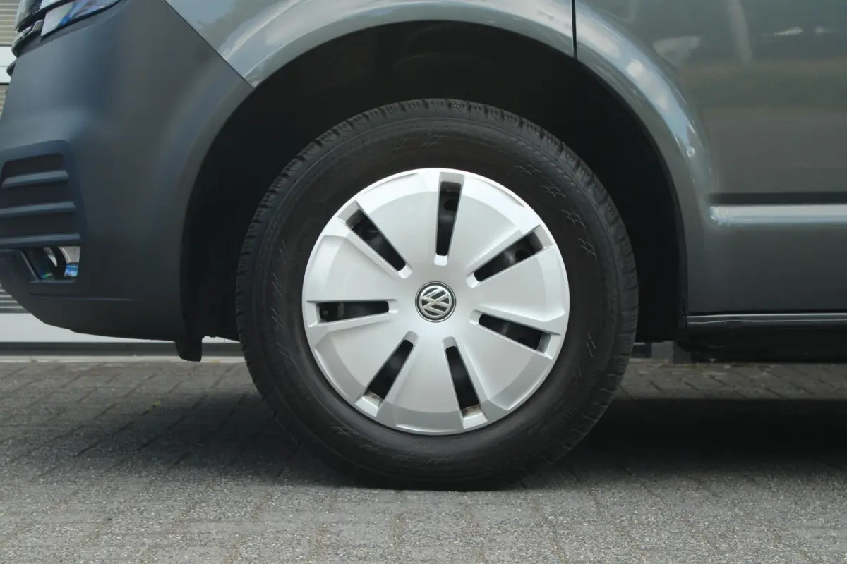 2.0 TDI 150pk DSG L2H1 30 DC Comfortline | 5-zits | Adaptive Cruise Control | Apple Carplay