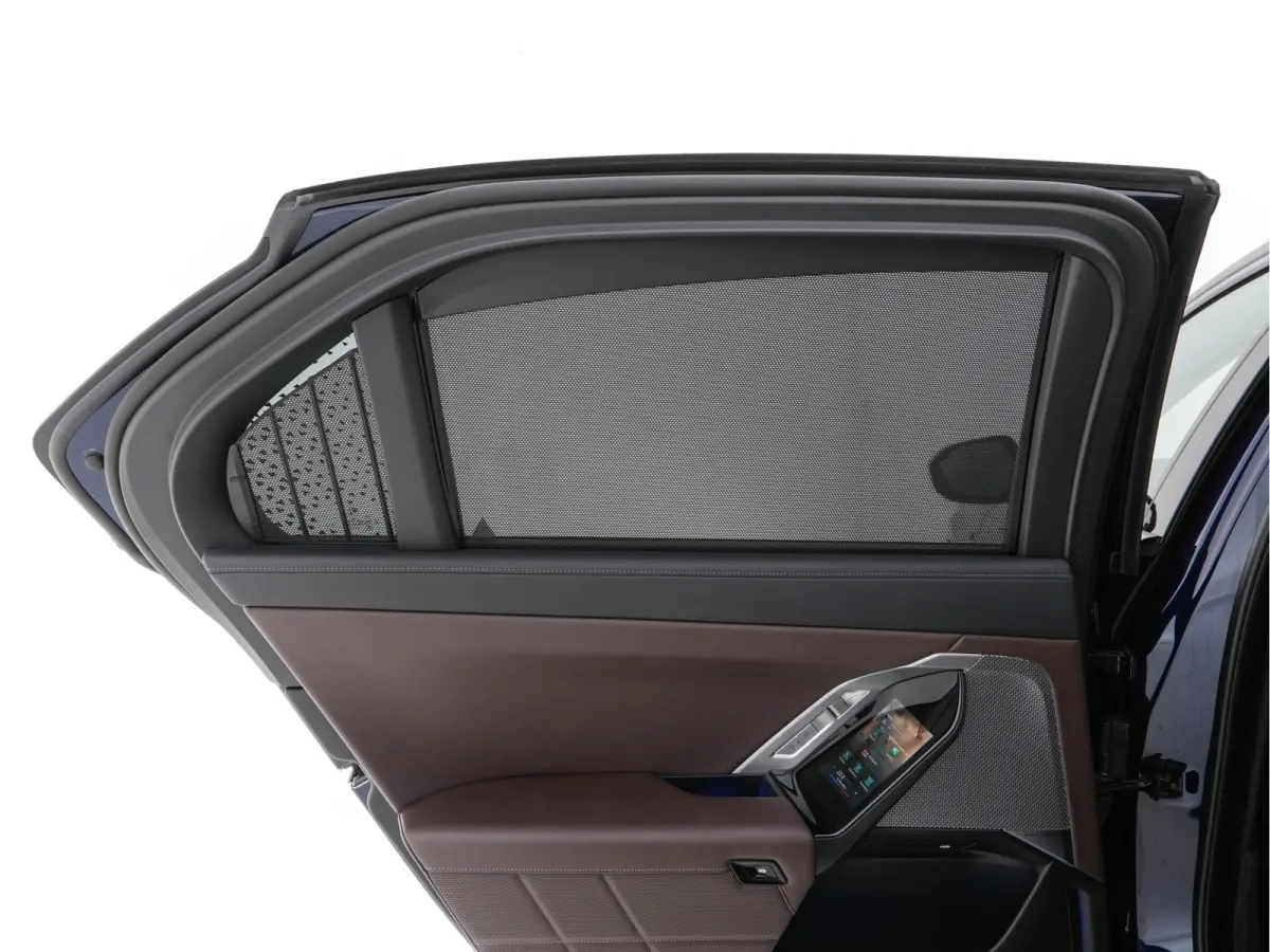 xDrive60 106 kWh M-Sport-Styling [3-Fase-11kW] {SoH-98%} (INCL-BTW) *PANO | LEATHER | FULL-LED | BLIND-SPOT | BOWERS&WILKINS | MEMORY-PACK | TOP-VIEW | VENTILATED/HEATED-COMFORTSEATS | SOFT-