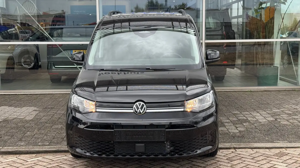 Life Maxi 1.5 eTSI eHybrid 19,7 kWh DSG Automaat 7 persoons | Navi by APP | Camera | Airco voor en achter | Stoelverwarming v | Adaptive Cruise | 17'' LMV