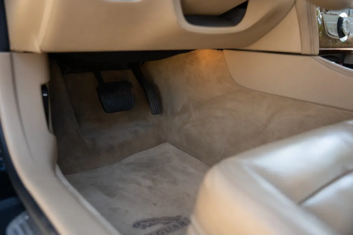 XKR 5.0 V8 Portfolio 510 pk | 100% Jaguar Service | 1e Eigenaar | Clima | Cruise | Leder | Navi | Stoelkoeling |