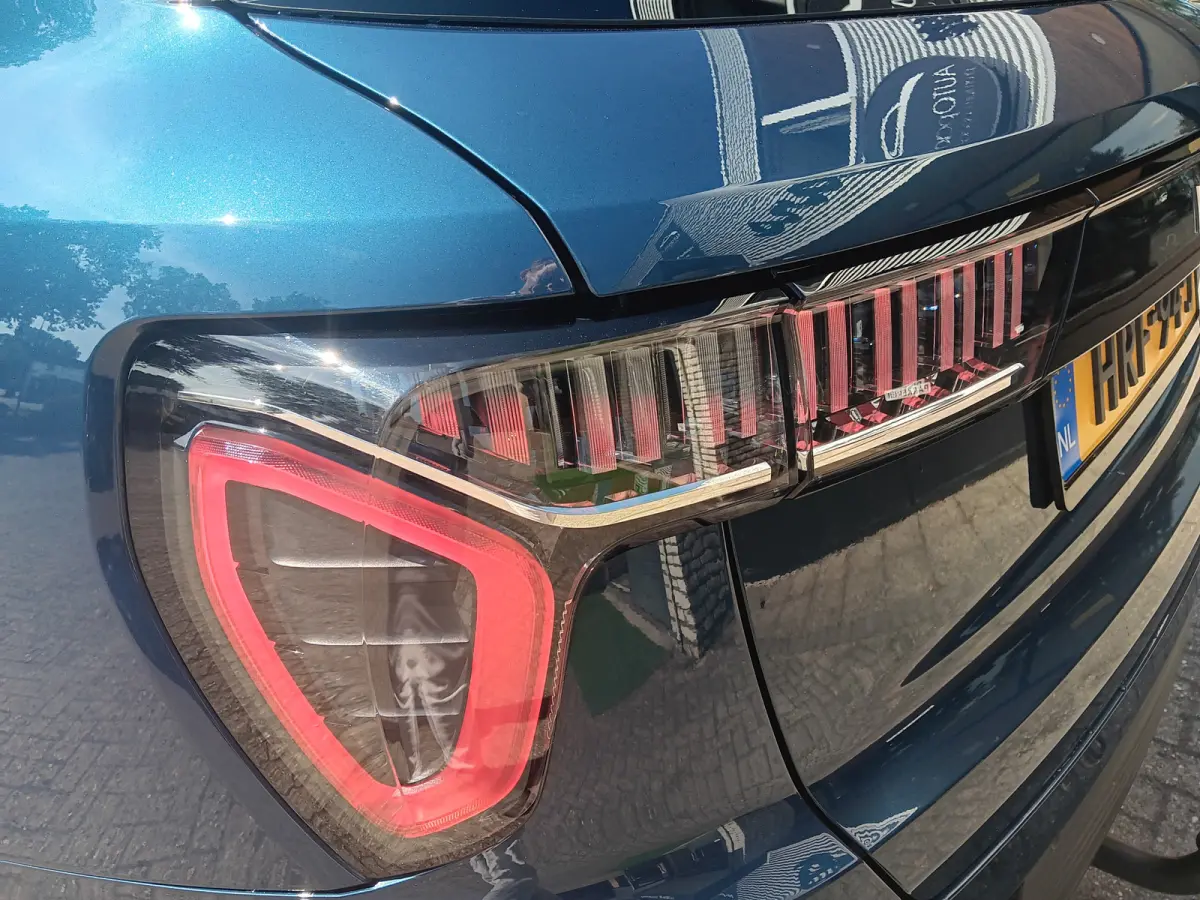 1.5 Plug in Hybrid,262PK PANO,TREKH 1800kg trekgewicht,WINTERPAKKET.