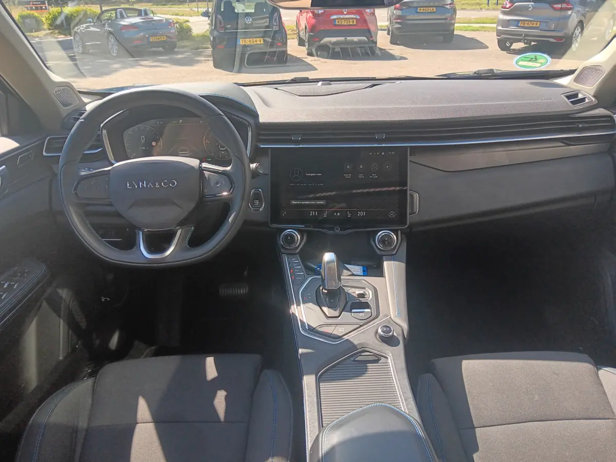 1.5 Plug in Hybrid,262PK PANO,TREKH 1800kg trekgewicht,WINTERPAKKET.