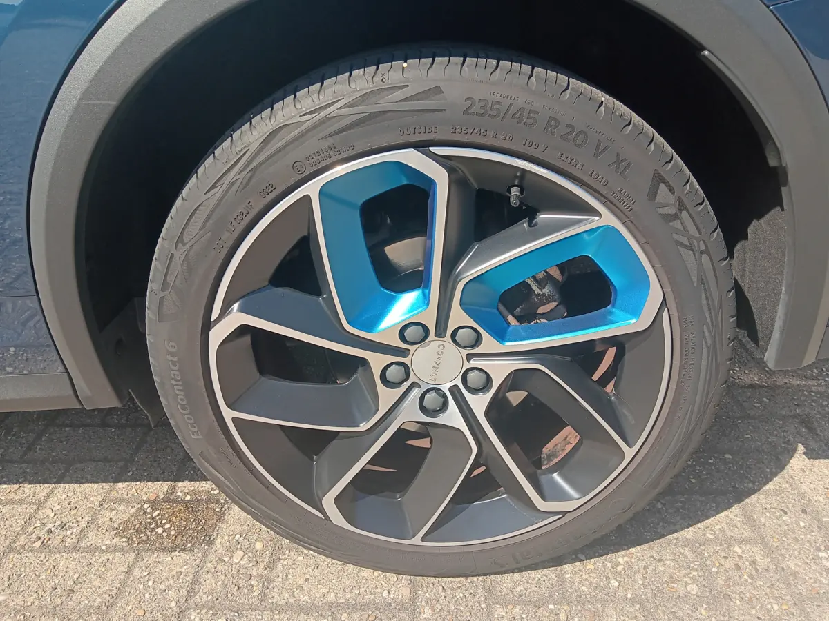 1.5 Plug in Hybrid,262PK PANO,TREKH 1800kg trekgewicht,WINTERPAKKET.