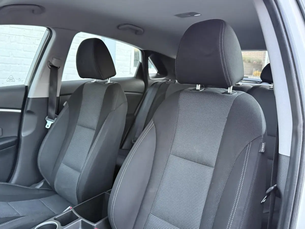 1.6 GDi i-Motion 5-Deurs / Dealer OH / 2e Eig. / Orig. NL