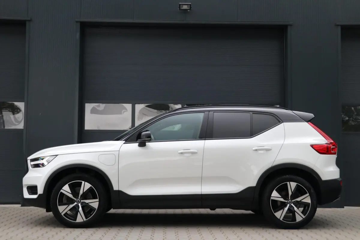 1.5 T4 |R-DESIGN| AdaptiveCruise Trekhaak Panoramadak PrivacyGlass AppleCarplay Camera Pdc Uitstraling! 73000KM BJ2021