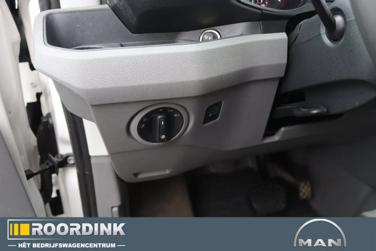 3.140 L4H3 Automaat, cruisecontrol, PDC voor en achter, Camera, multistuur