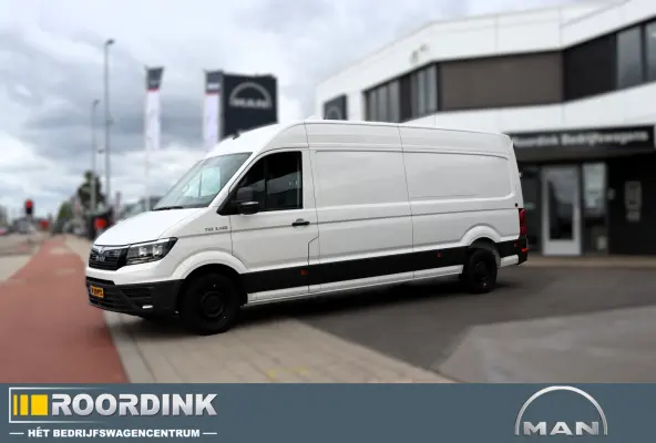 3.140 L4H3 Automaat, cruisecontrol, PDC voor en achter, Camera, multistuur