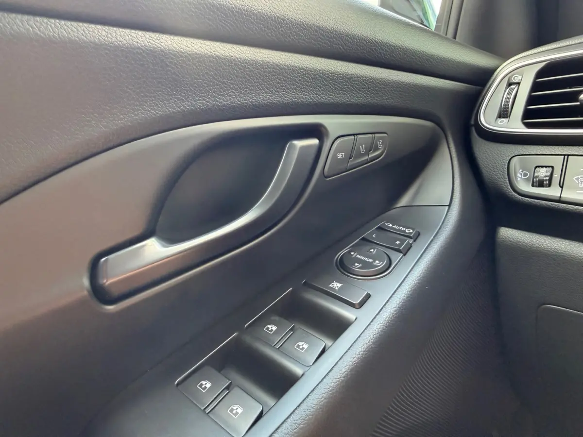 2.0 T-GDI N2 Performance | Full option | Pano | Memory | Keyless | Camera | 275PK | Clima | Bluetooth |