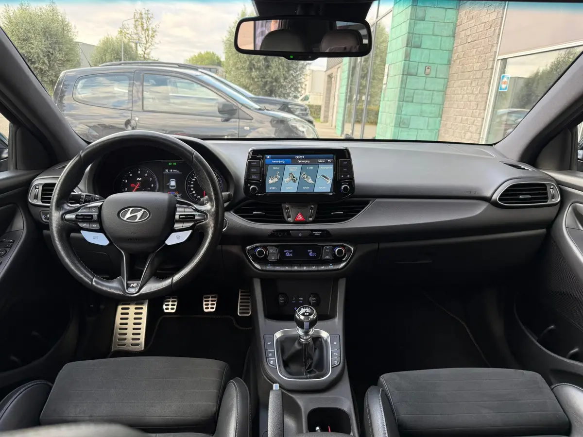 2.0 T-GDI N2 Performance | Full option | Pano | Memory | Keyless | Camera | 275PK | Clima | Bluetooth |