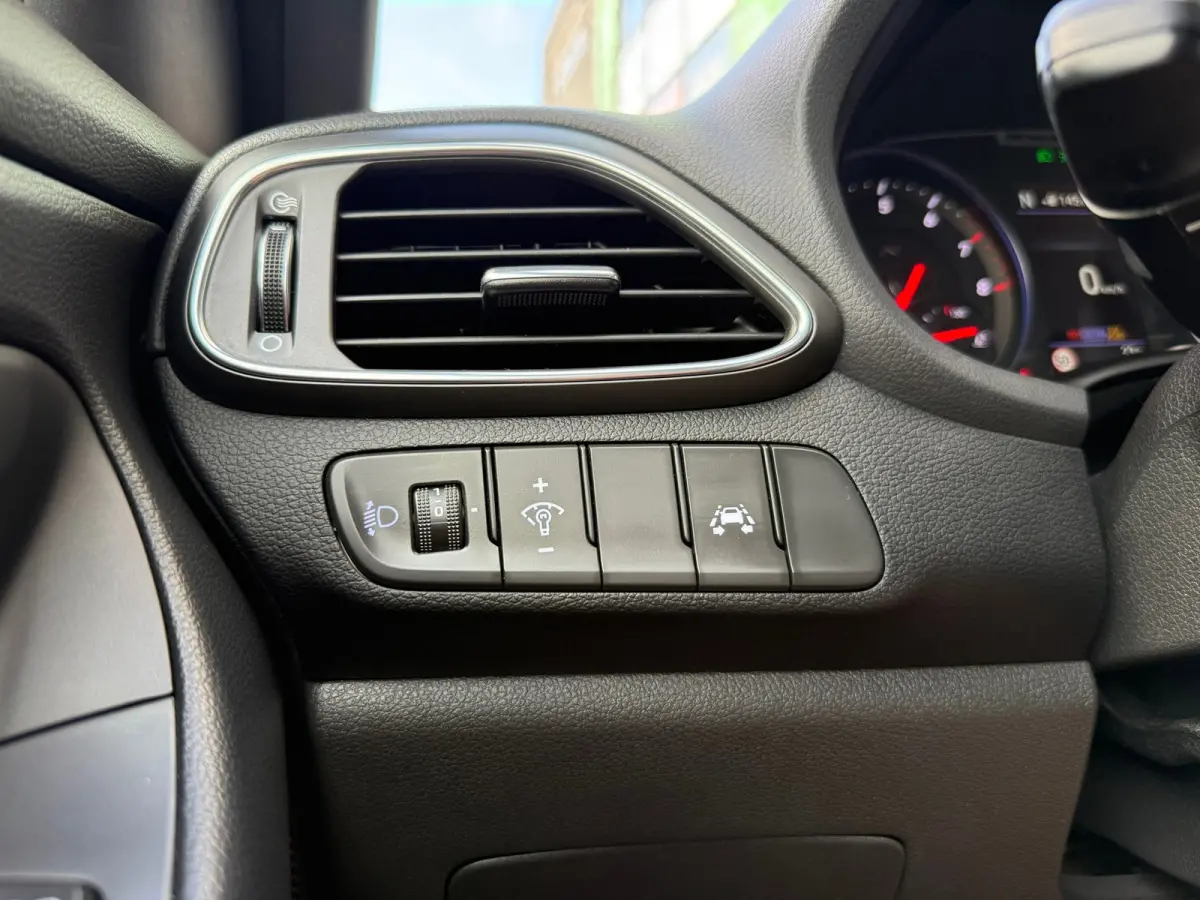 2.0 T-GDI N2 Performance | Full option | Pano | Memory | Keyless | Camera | 275PK | Clima | Bluetooth |