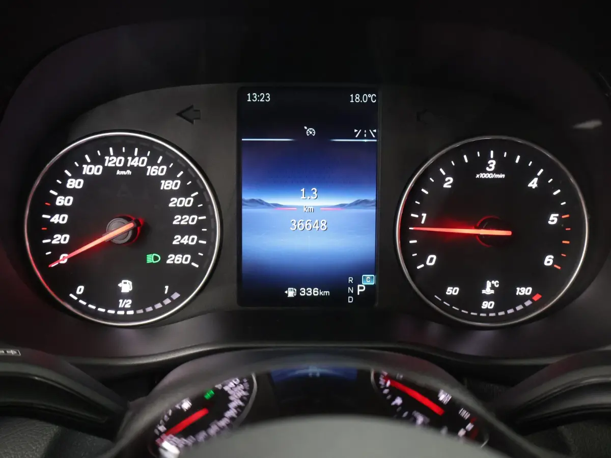 116 CDI | Aut. | Lang L2 | Pro | Navigatie | Camera | Cruise-Controle | Stoelverwarming | Spiegelpakket | Dodehoekassistent | 270° Achterdeuren | Certified