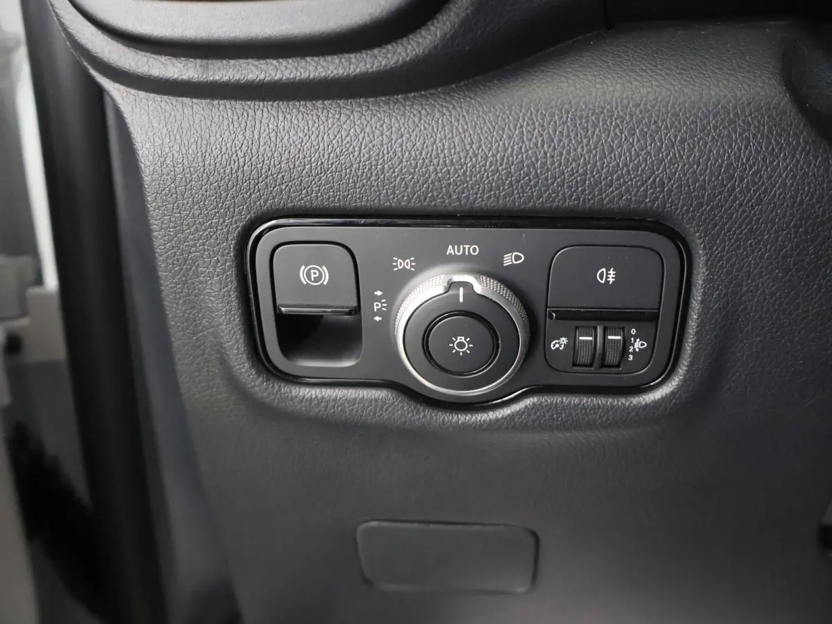 116 CDI | Aut. | Lang L2 | Pro | Navigatie | Camera | Cruise-Controle | Stoelverwarming | Spiegelpakket | Dodehoekassistent | 270° Achterdeuren | Certified
