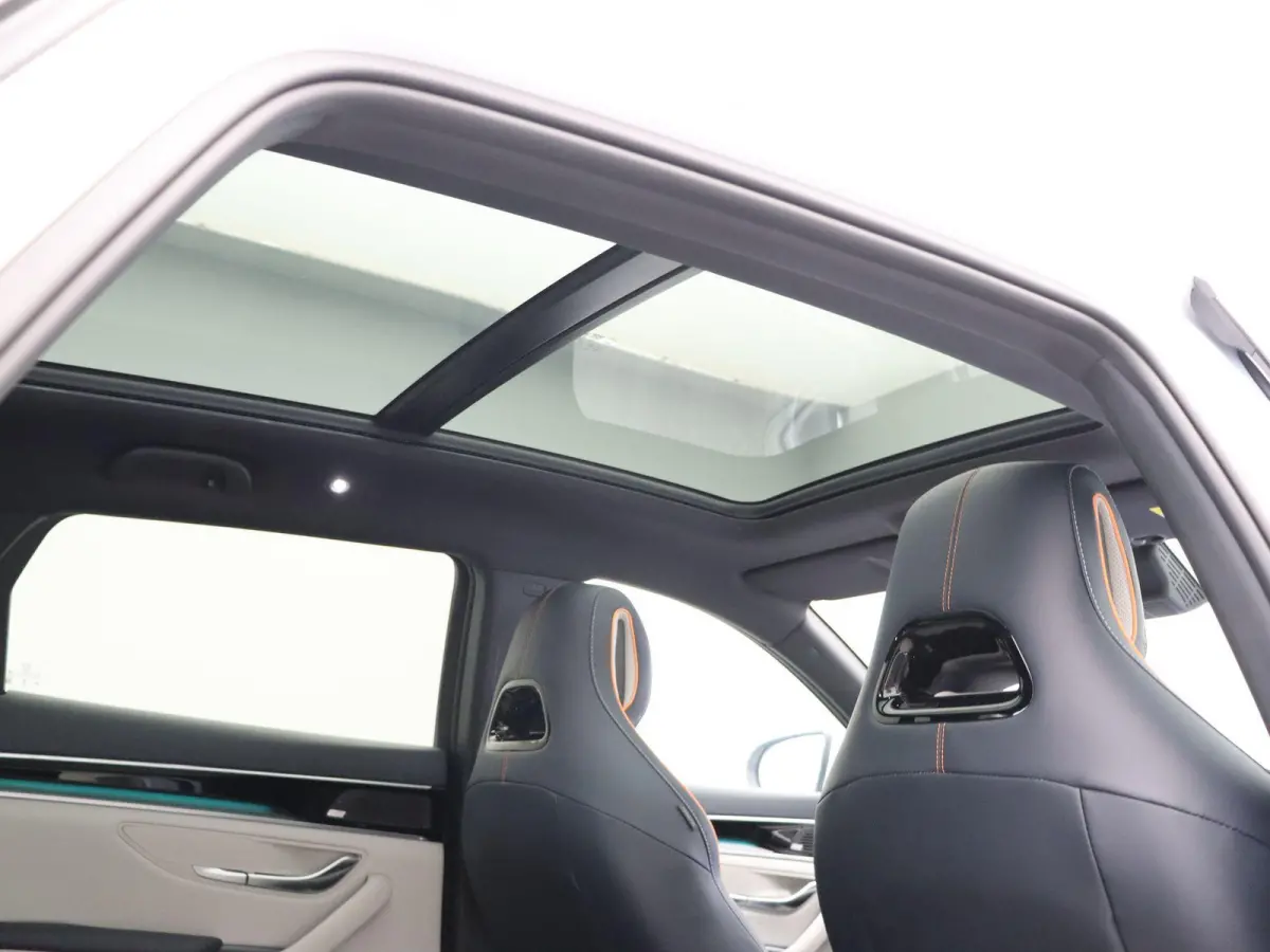 Design 87 kWh | Warmtepomp | WLTP 500km | Panoramadak | Stoelverwarming en Ventilatie |