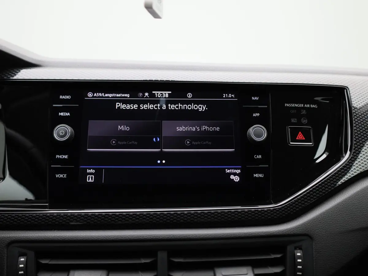 1.0 TSI Life 95 PK| Origineel Nederlands | 1e Eigenaar | Navigatie | Parkeersensoren Voor & Achter | LED Koplampen | Airco | Digitale Cockpit