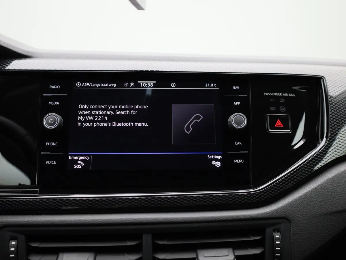 1.0 TSI Life 95 PK| Origineel Nederlands | 1e Eigenaar | Navigatie | Parkeersensoren Voor & Achter | LED Koplampen | Airco | Digitale Cockpit