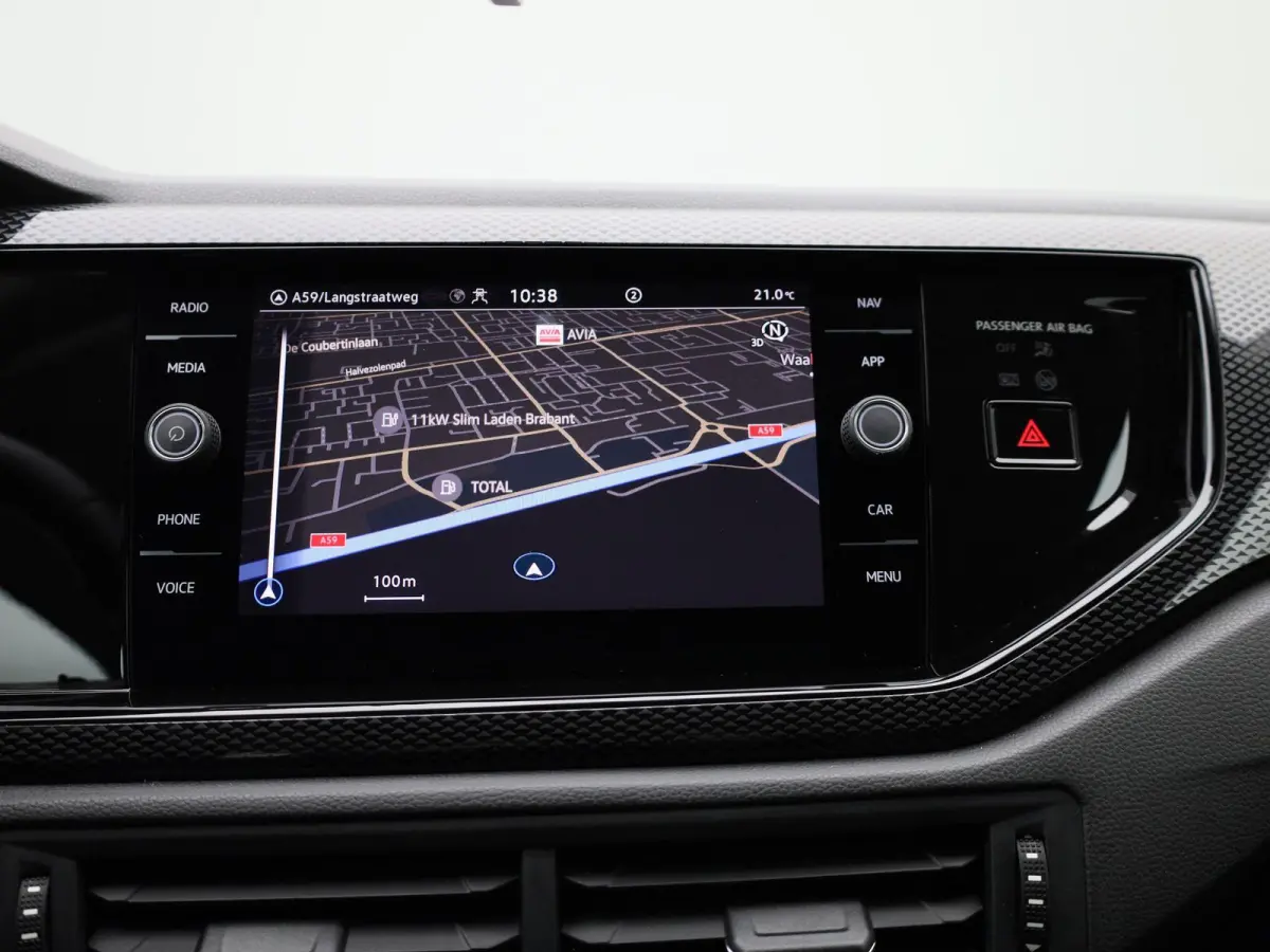 1.0 TSI Life 95 PK| Origineel Nederlands | 1e Eigenaar | Navigatie | Parkeersensoren Voor & Achter | LED Koplampen | Airco | Digitale Cockpit