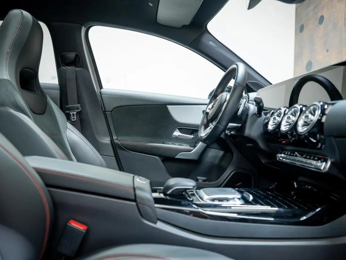 AMG 45 4MATIC+ | Pano | Memory | Burmester | 360° | Multibeam |