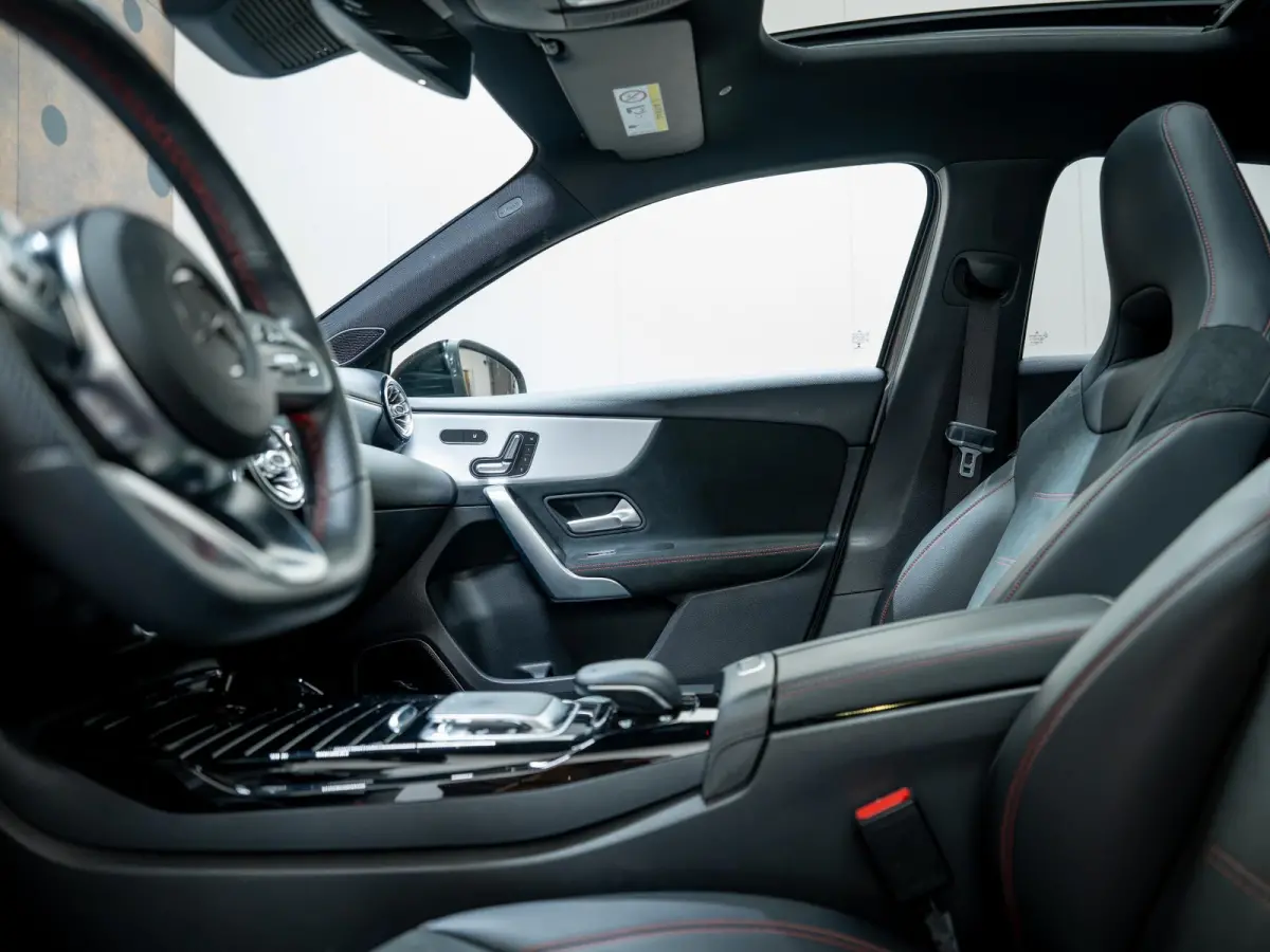 AMG 45 4MATIC+ | Pano | Memory | Burmester | 360° | Multibeam |