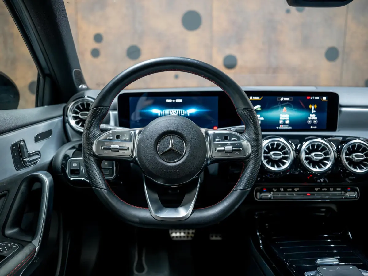 AMG 45 4MATIC+ | Pano | Memory | Burmester | 360° | Multibeam |