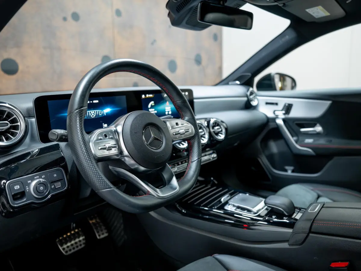 AMG 45 4MATIC+ | Pano | Memory | Burmester | 360° | Multibeam |