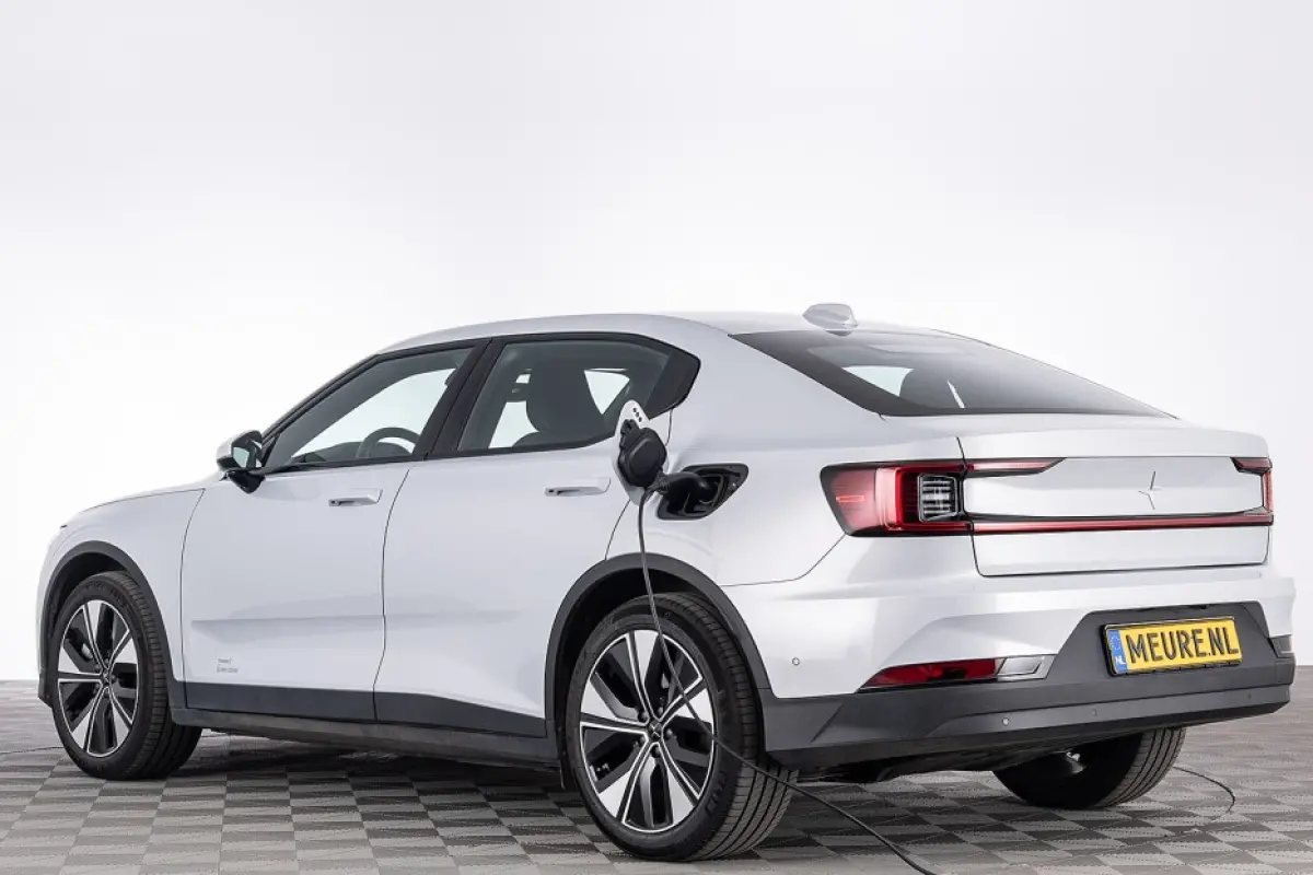 Long Range Single Motor RWD 82kWh *SOH 97 %*