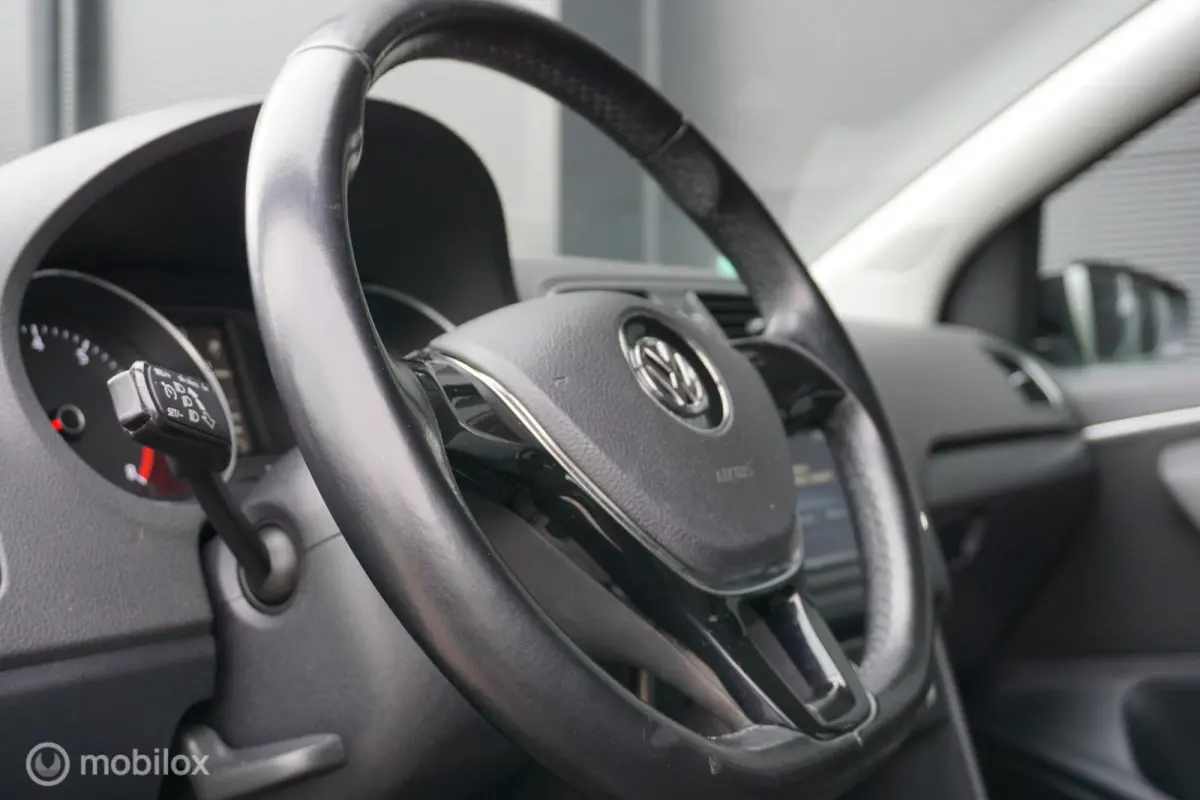 1.2 TSI Comfortline Apple Carplay Centr Vergr Airco Cruise