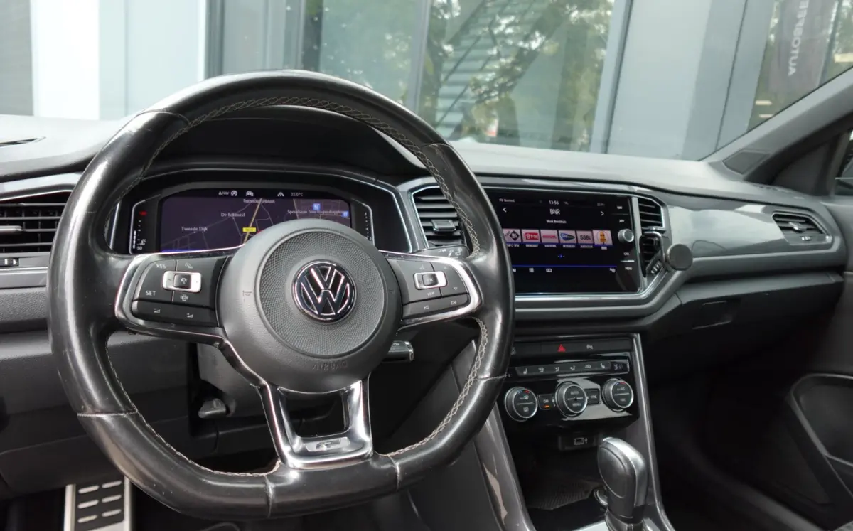 1.5 TSI Sport Business R PANO CAM ACC