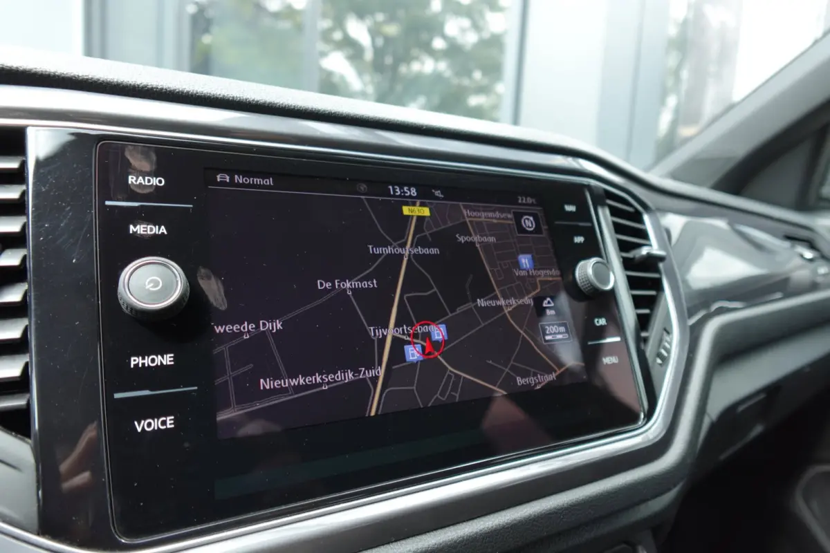 1.5 TSI Sport Business R PANO CAM ACC