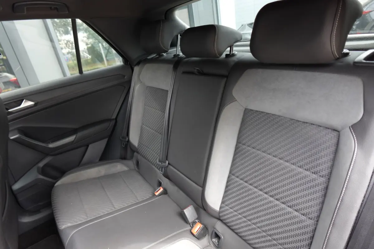1.5 TSI Sport Business R PANO CAM ACC