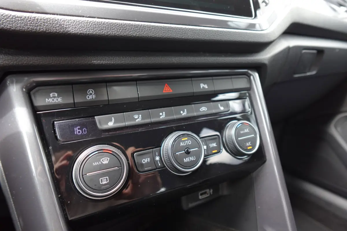 1.5 TSI Sport Business R PANO CAM ACC