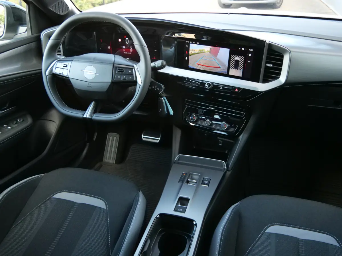 1.2 Turbo GS 130 Pk Automaat DAB / Camera / Winterpakket / Apple Carplay