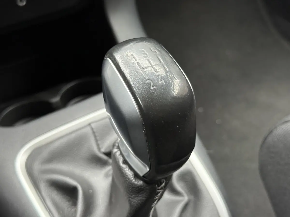 1.2 PureTech Shine 2e Eigenaar|Navi|Camera|Clima|Cruise|Carplay|N.A.P|APK tot 07-2027
