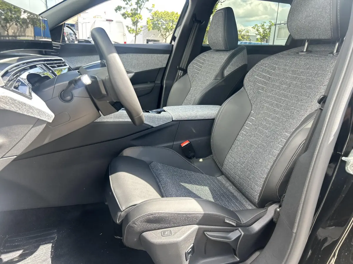 1.2 Hybrid 145 Allure 7p | Stoelverwarming | Camera | Cruise Control | Apple Carplay/Android Auto