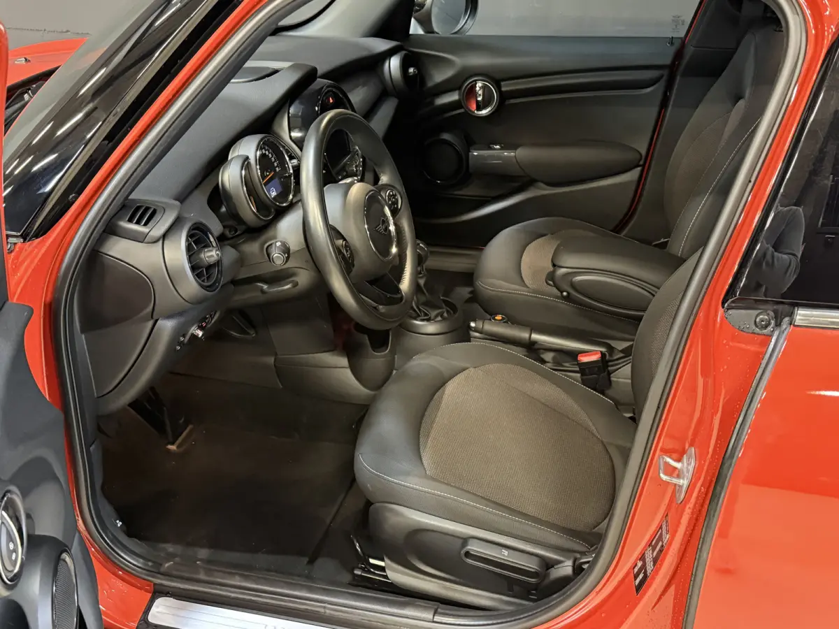 1.5 Cooper Pepper | Keyless | Dealeronderhouden | All-Season