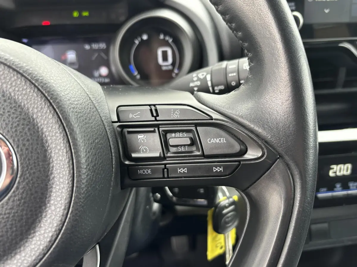 1.5 Hybrid First Edition | Carplay | Camera | 17 inch | Adaptive Cruise Control