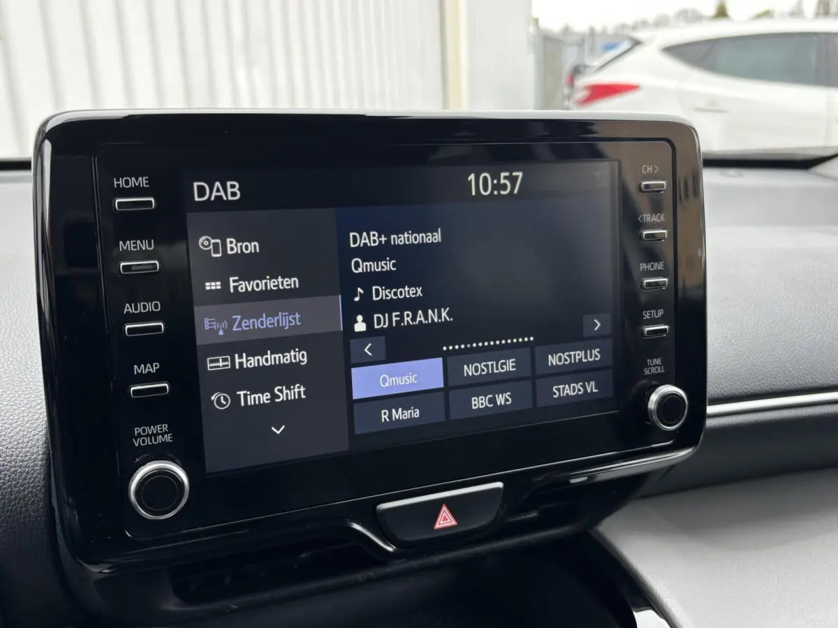 1.5 Hybrid First Edition | Carplay | Camera | 17 inch | Adaptive Cruise Control